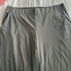 Athleta- Brooklyn Jogger like new!